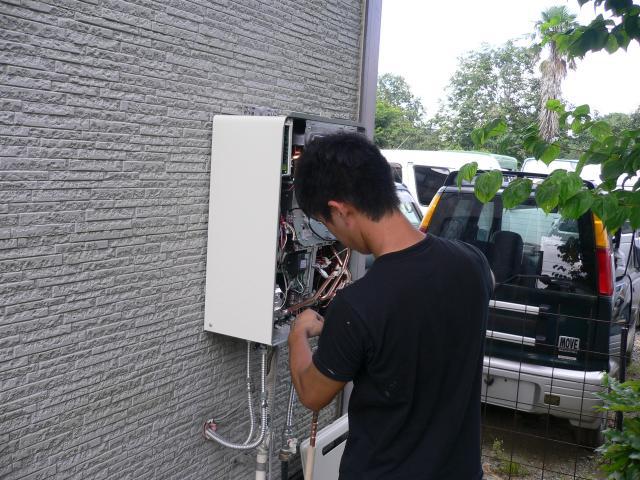 栃木小山市　リンナイ　ガス給湯器　12.8万円